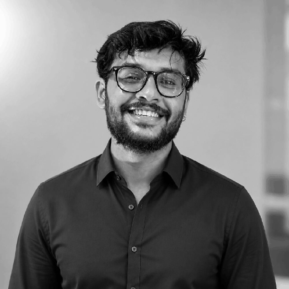 Headshot, mono of Purvang Mehta